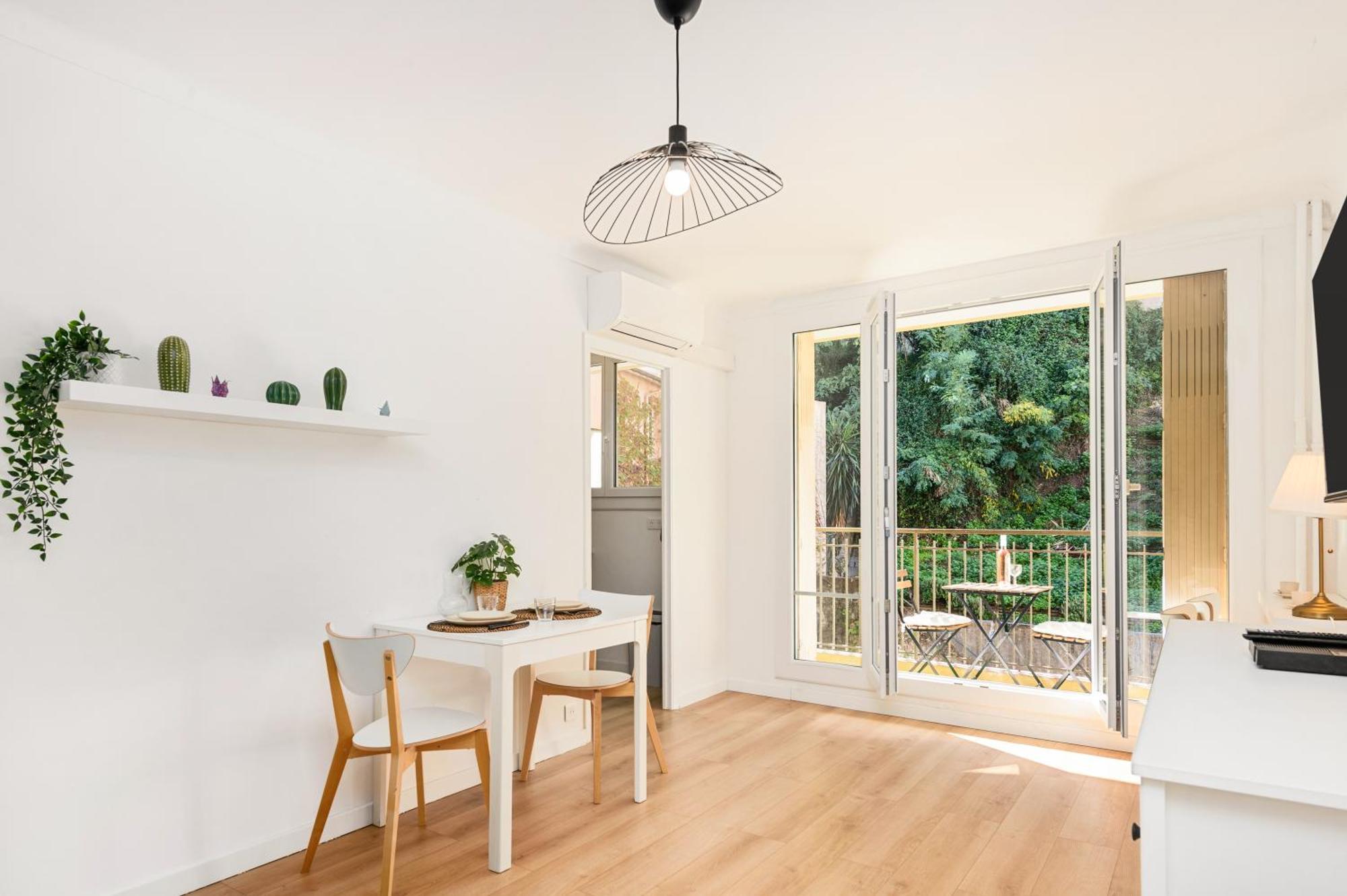 Studio Moderne Menton Eksteriør bilde